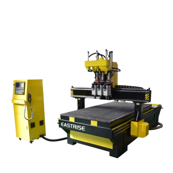 Mobiliário profissional Erm1325A3 3 fusos CNC Router de madeira para venda